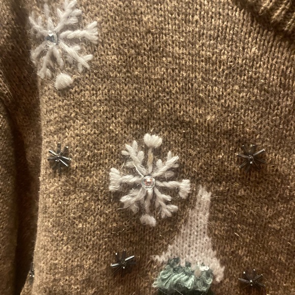 Tiara Brown Knit Sweater - Picture 4 of 7